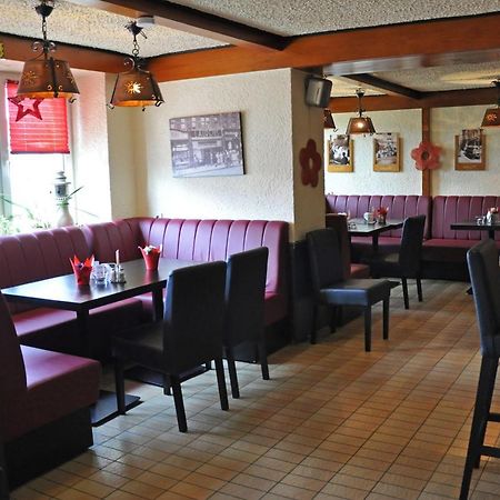 Hotel Am Ceresplatz Мандершайд Экстерьер фото