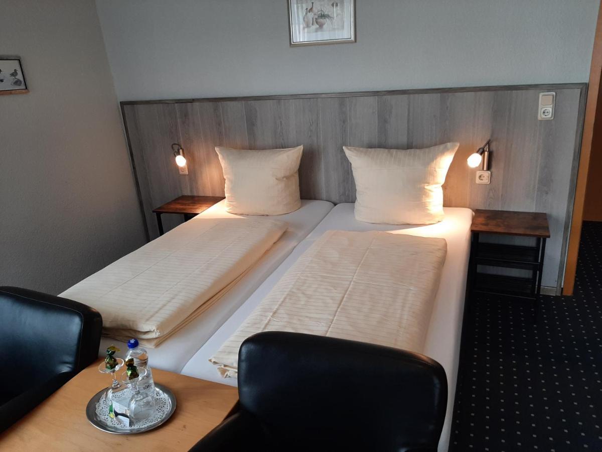 Hotel Am Ceresplatz Мандершайд Экстерьер фото